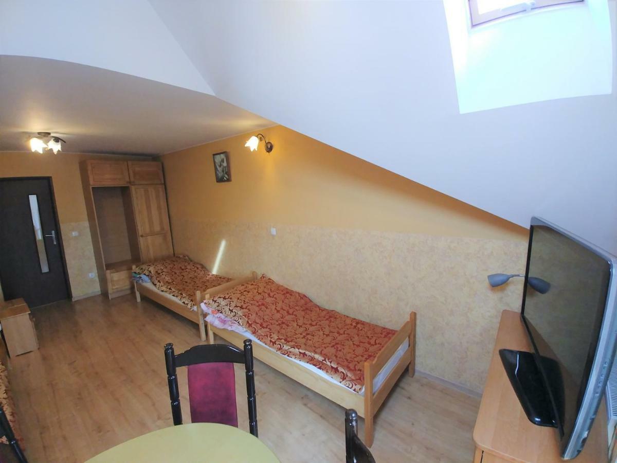 Bed and Breakfast U Zosi Pyzowka Экстерьер фото